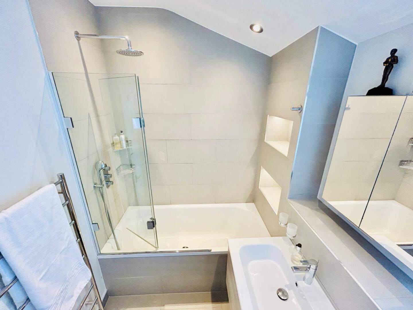 Private, Comfy And Quiet For 2 Clapham Holiday home London